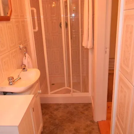 Bed & Breakfast Shortcliff House