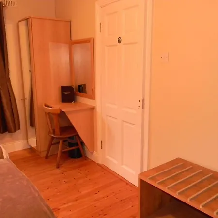 Shortcliff House Bed & Breakfast 4*