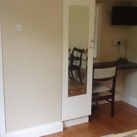 Shortcliff House לינה וארוחת בוקר