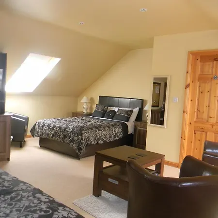 לינה וארוחת בוקר Shortcliff House Milltown (Kerry)